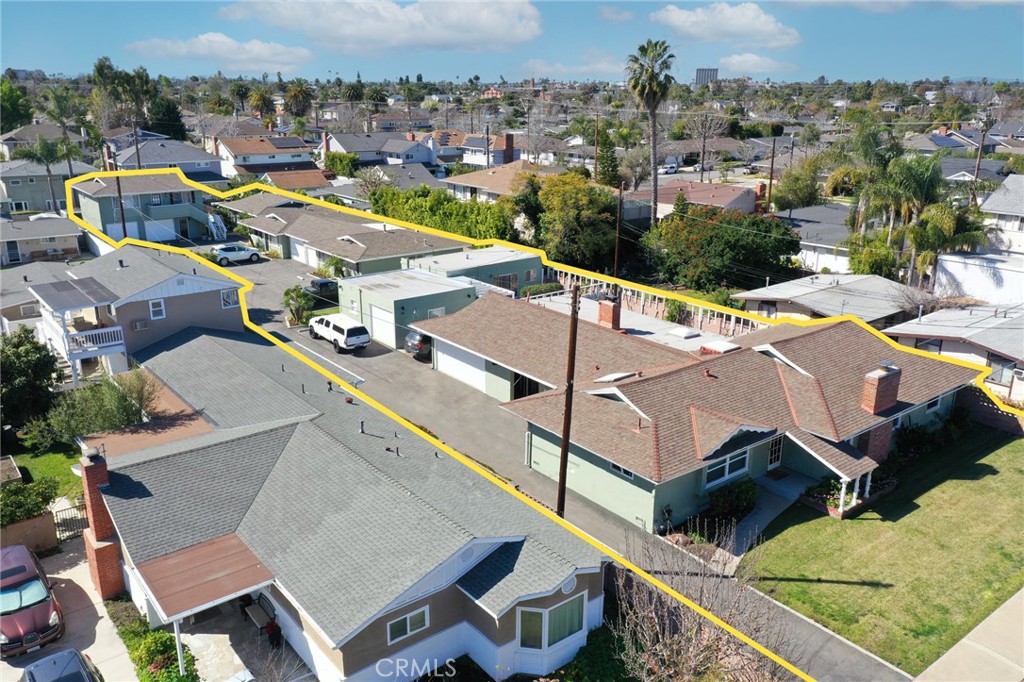 313 -23 E. 21st Street, Costa Mesa, CA 92627