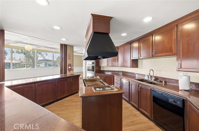 Detail Gallery Image 51 of 62 For 3738 Lake Side #75,  Yorba Linda,  CA 92886 - 2 Beds | 2 Baths