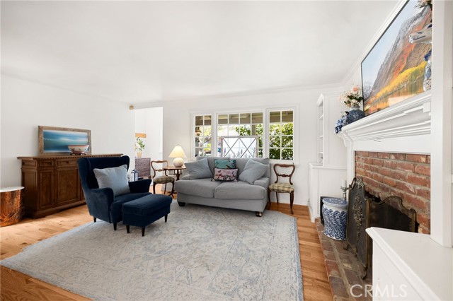 Detail Gallery Image 16 of 55 For 3301 Tilden Ave, Los Angeles,  CA 90034 - 4 Beds | 4 Baths