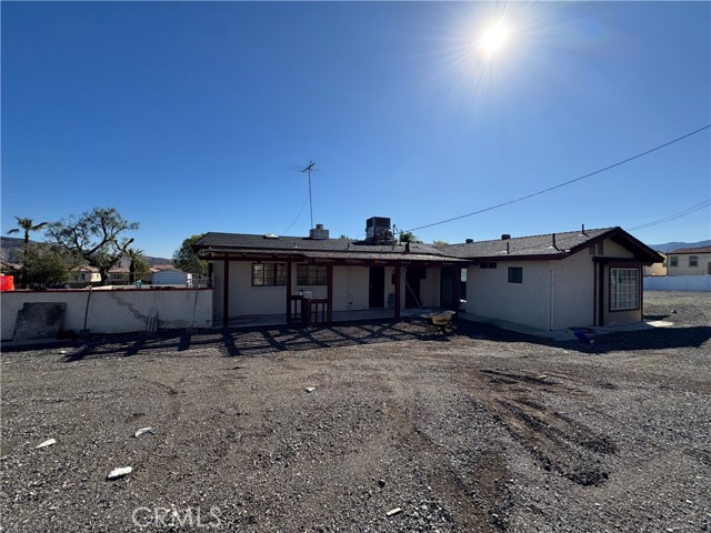 Detail Gallery Image 5 of 23 For 7052 Starne Rd, Corona,  CA 92881 - 3 Beds | 2 Baths