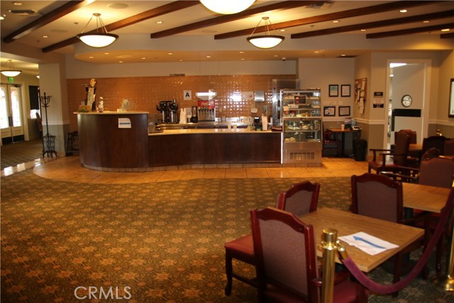 570 Olazabal Drive, Hemet CA: https://media.crmls.org/medias/4e3c12dd-5e84-4c47-8c61-9654197bbb29.jpg