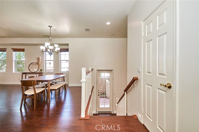717 Arcadia Avenue, Arcadia CA: https://media.crmls.org/medias/4e3cfd62-c32f-4172-8371-9d3bb32dd9cc.jpg