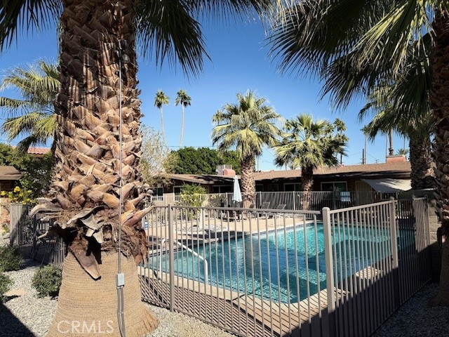 74402 Abronia, Palm Desert CA: https://media.crmls.org/medias/4e3dfce7-2ef5-4204-99a4-5a8f960dd9ea.jpg