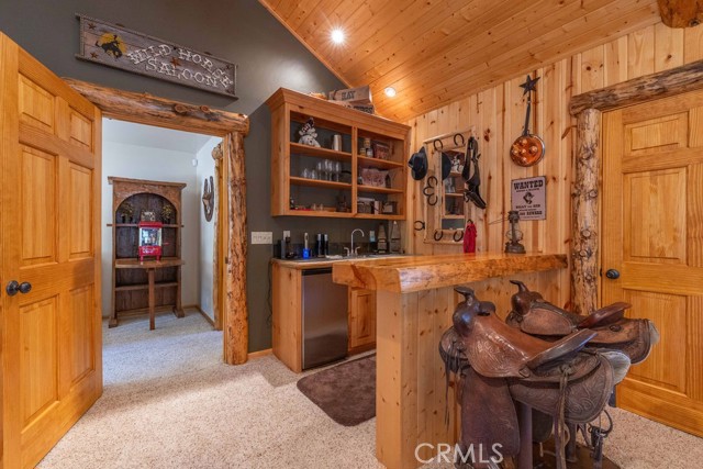 625 Cedar Glen Drive, Big Bear City CA: https://media.crmls.org/medias/4e3e5432-6d9c-4e29-b51e-72f7be56df73.jpg