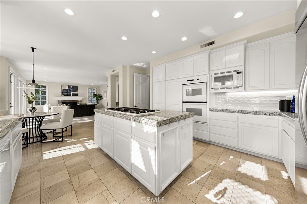 MLS #OC26123331 image #29