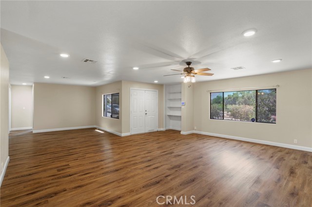 Image 7 of 33 For 30830 Triple Crown Road