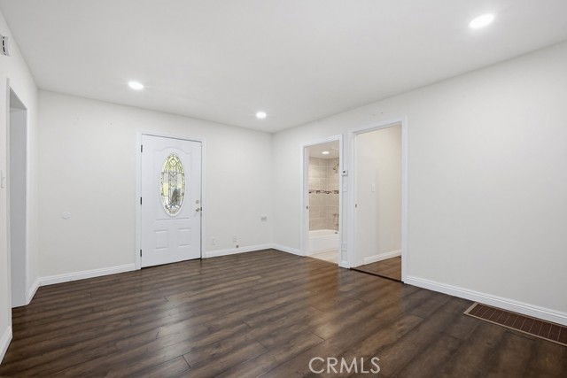22951 Redwood, Crestline, CA 92325