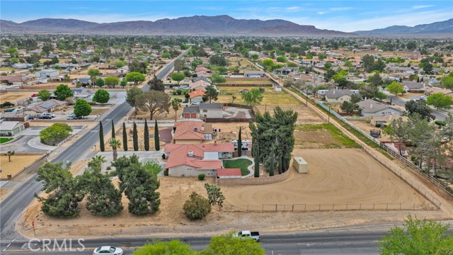 Detail Gallery Image 51 of 56 For 20115 Shoshonee, Apple Valley,  CA 92307 - 4 Beds | 2 Baths