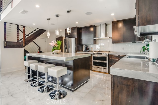 chef's kitchen