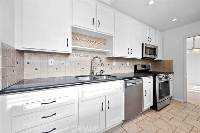 Detail Gallery Image 15 of 43 For 330 Cordova St #305,  Pasadena,  CA 91101 - 2 Beds | 2 Baths