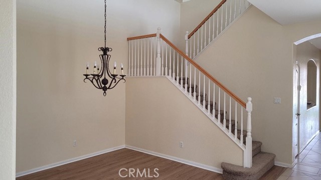 Detail Gallery Image 7 of 17 For 1635 Red Clover Ln, Hemet,  CA 92545 - 5 Beds | 3 Baths