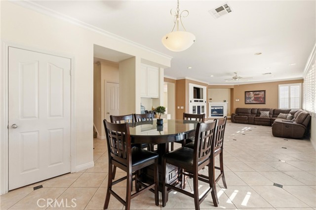 Detail Gallery Image 17 of 59 For 22385 Hayworth Ct, Corona,  CA 92883 - 4 Beds | 2/1 Baths