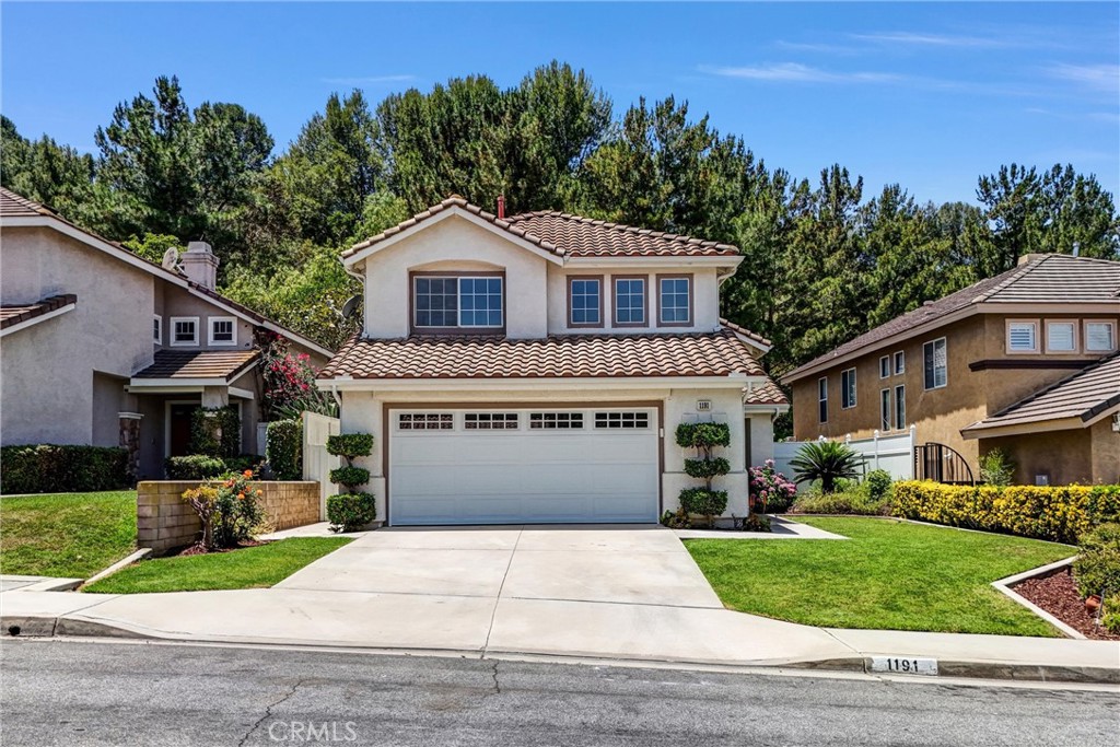 1191 S Silver Star Way
