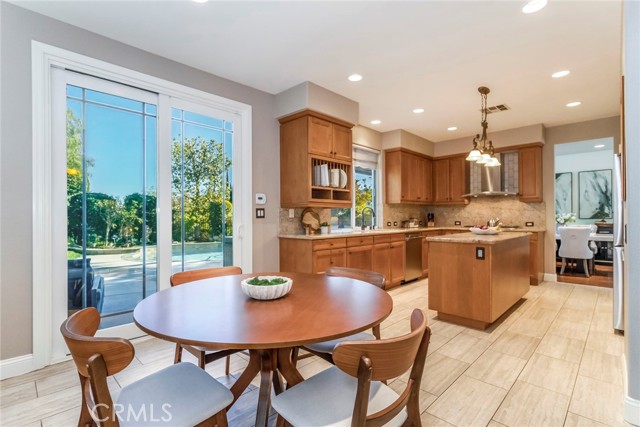 Detail Gallery Image 19 of 74 For 25830 De Quincy Pl, Stevenson Ranch,  CA 91381 - 4 Beds | 3 Baths