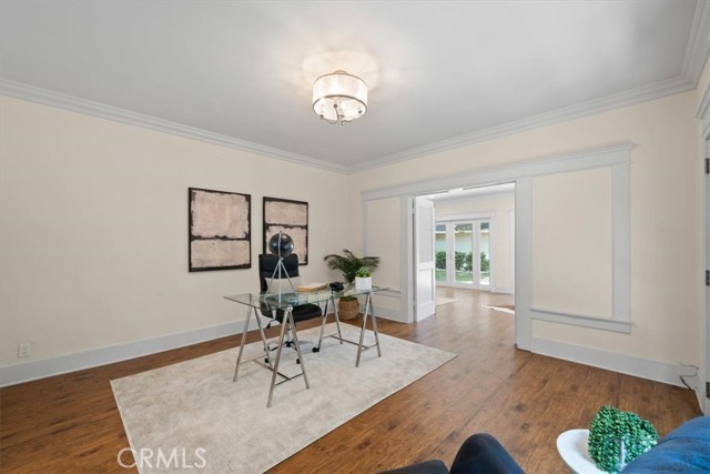 268 S Norton Avenue, Los Angeles CA: https://media.crmls.org/medias/4e41cb13-f1c8-43a1-9c47-488870a70f08.jpg