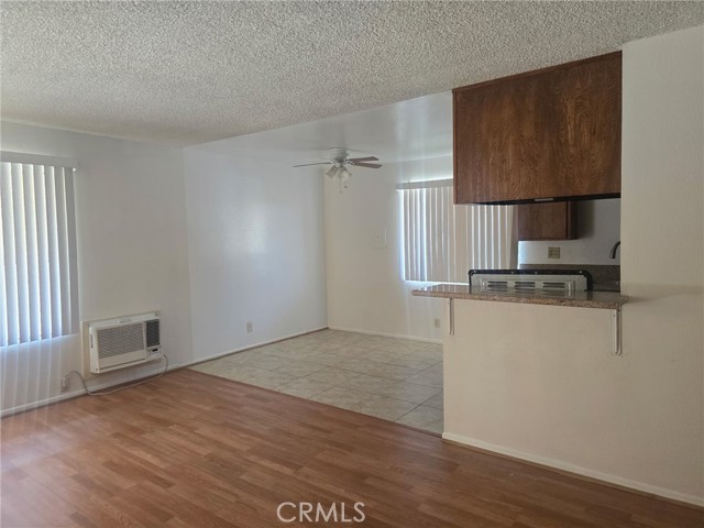 Detail Gallery Image 2 of 5 For 13602 Penn St #3,  Whittier,  CA 90602 - 1 Beds | 1 Baths