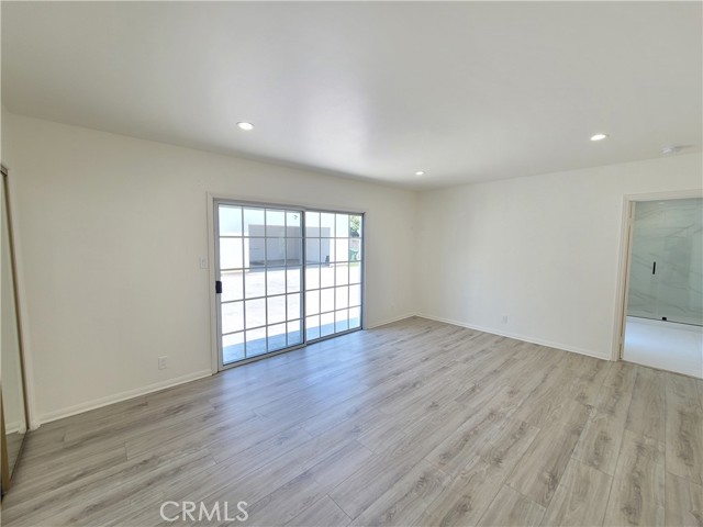18001 Osborne Street, Sherwood Forest CA: https://media.crmls.org/medias/4e4341a1-8641-43a4-8e03-a62c09c68aa9.jpg