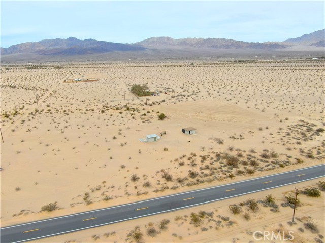 Detail Gallery Image 7 of 10 For 85188 Amboy Rd, Twentynine Palms,  CA 92277 - 0 Beds | 0 Baths