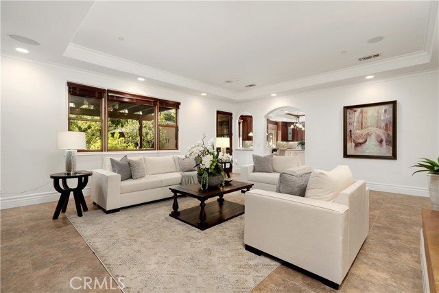 Detail Gallery Image 9 of 57 For 1499 Caballero Rd, Arcadia,  CA 91006 - 6 Beds | 5/1 Baths