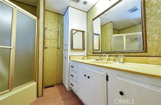 4095 Fruit, La Verne CA: https://media.crmls.org/medias/4e44db13-a474-4b38-8c55-ffdb7f830761.jpg