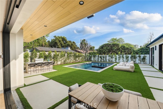 Detail Gallery Image 27 of 36 For 16252 Addison St, Encino,  CA 91436 - 7 Beds | 7/1 Baths