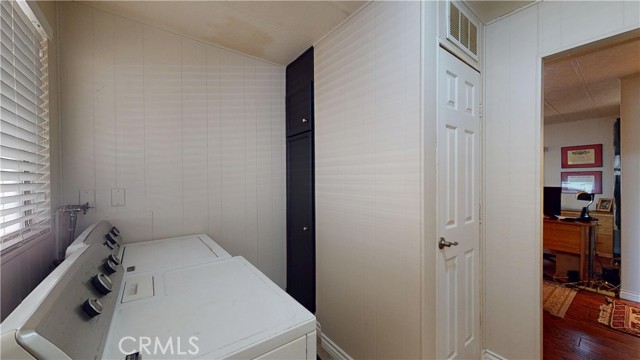 Detail Gallery Image 26 of 31 For 3595 Santa Fe Ave #214,  Long Beach,  CA 90810 - 2 Beds | 2 Baths