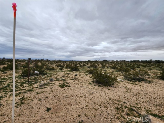 2 Summerset Road, Newberry Springs, California 92365, ,Land,For Sale,2 Summerset Road,CRHD24010319