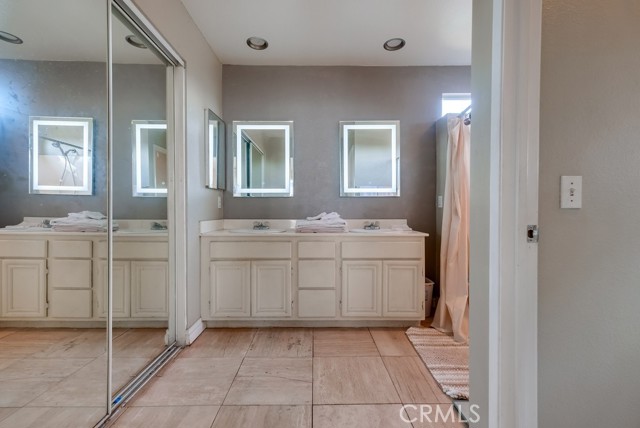 Detail Gallery Image 29 of 33 For 2180 Village Way, Signal Hill,  CA 90755 - 3 Beds | 2/1 Baths