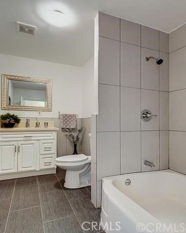 1566 W 208TH, Torrance CA: https://media.crmls.org/medias/4e46333c-f44e-434c-bf70-d37a72cda11c.jpg