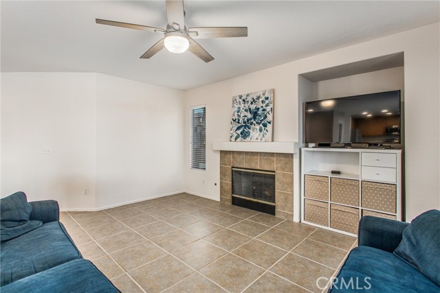 Detail Gallery Image 12 of 45 For 6487 Bethany Way, San Bernardino,  CA 92407 - 6 Beds | 3 Baths