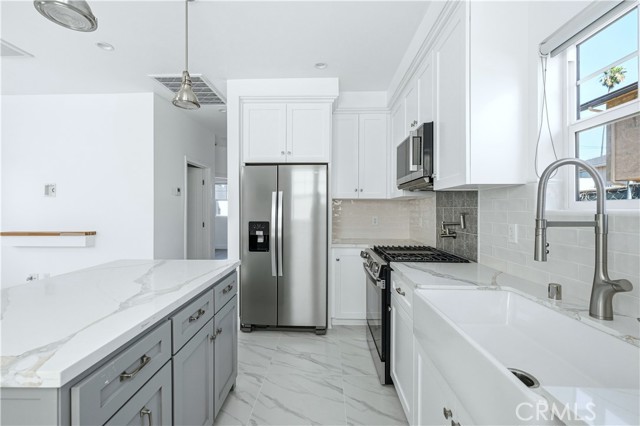 Detail Gallery Image 20 of 57 For 10538 La Reina, Downey,  CA 90241 - – Beds | – Baths