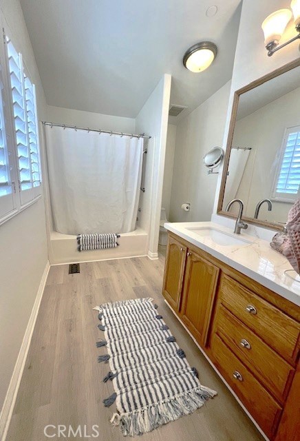 Detail Gallery Image 24 of 51 For 201 Tremont Dr, Newport Beach,  CA 92660 - 3 Beds | 2/1 Baths