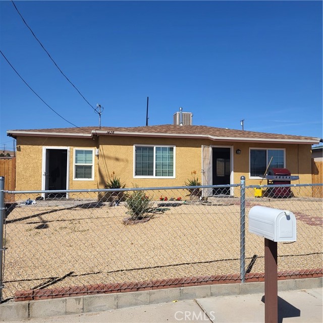 Image 2 for 1428 Mesa Dr, Barstow, CA 92311