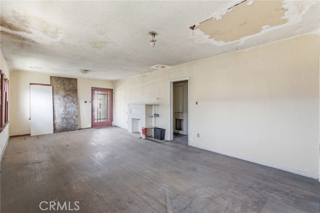 Detail Gallery Image 5 of 16 For 2064 Myrtle, Long Beach,  CA 90806 - 2 Beds | 1 Baths