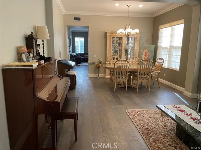 Detail Gallery Image 12 of 14 For 6 Carpenteria, Irvine,  CA 92602 - 4 Beds | 3 Baths