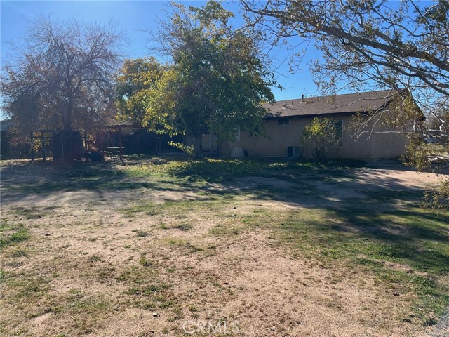 Detail Gallery Image 38 of 63 For 10643 Redwood, Hesperia,  CA 92345 - 3 Beds | 1 Baths