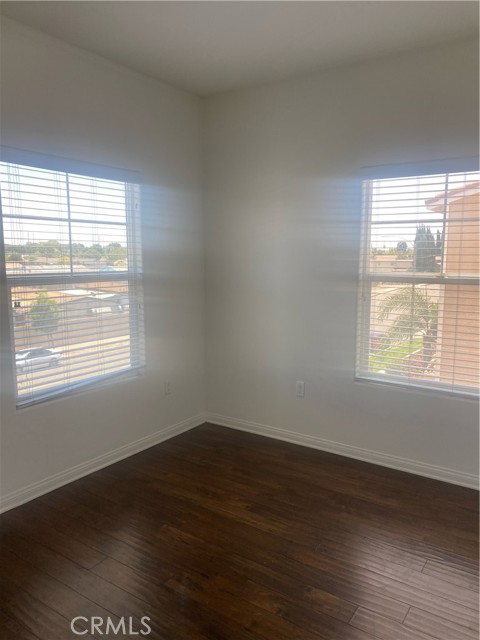 Detail Gallery Image 15 of 15 For 121 S Dale #111,  Anaheim,  CA 92804 - 3 Beds | 2/1 Baths