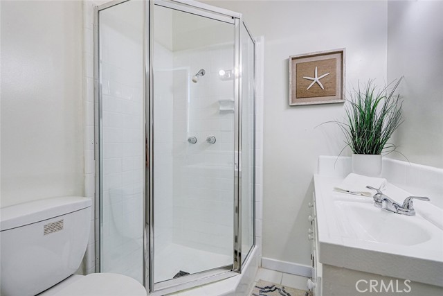 426 S Broadway, Redondo Beach CA: https://media.crmls.org/medias/4e4c80f8-4b47-4510-adb1-1662d0d26a14.jpg