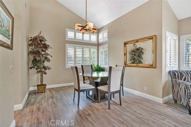 Detail Gallery Image 9 of 41 For 39309 via Monserate, Murrieta,  CA 92563 - 3 Beds | 2/1 Baths