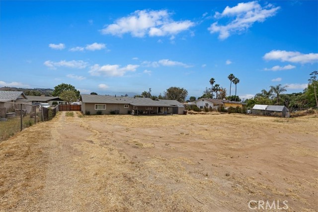 1243 Willow Drive, Norco, California 92860, 3 Bedrooms Bedrooms, ,2 BathroomsBathrooms,Single Family Residence,For Sale,Willow,IG24099547
