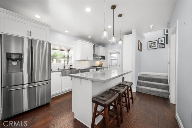 Detail Gallery Image 10 of 35 For 229 Covina, Long Beach,  CA 90803 - 3 Beds | 2 Baths