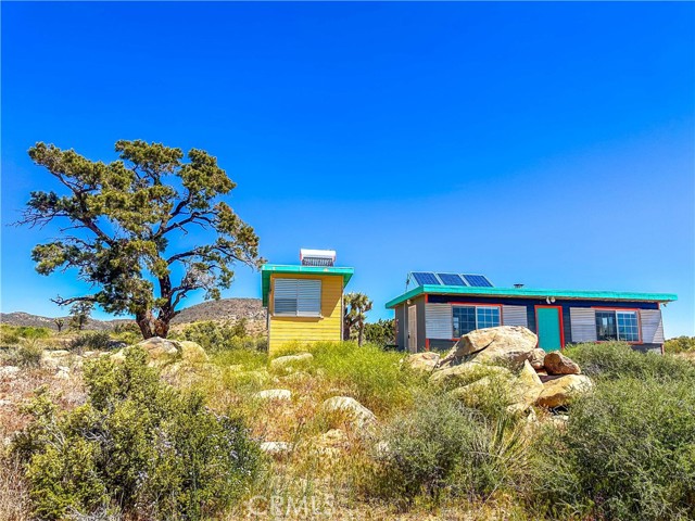 Detail Gallery Image 2 of 30 For 12345 Horseshoe Trl, Pioneertown,  CA 92268 - 0 Beds | 1 Baths