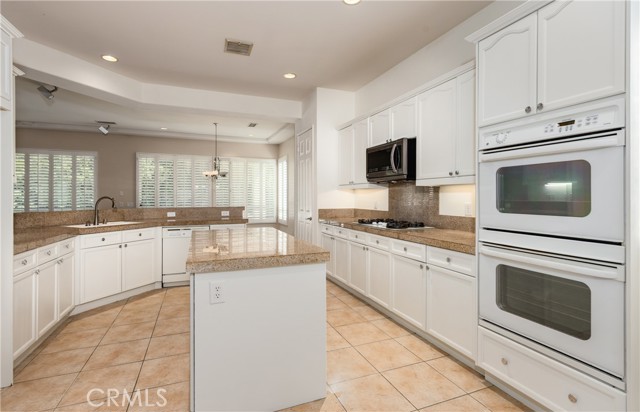 Detail Gallery Image 10 of 23 For 74064 Chinook Cir, Palm Desert,  CA 92211 - 3 Beds | 2/1 Baths