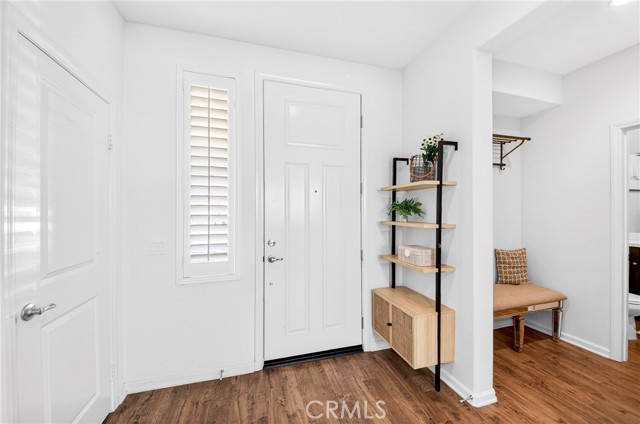 Detail Gallery Image 5 of 30 For 302 E Bridenbecker Ave, La Habra,  CA 90631 - 4 Beds | 2/1 Baths