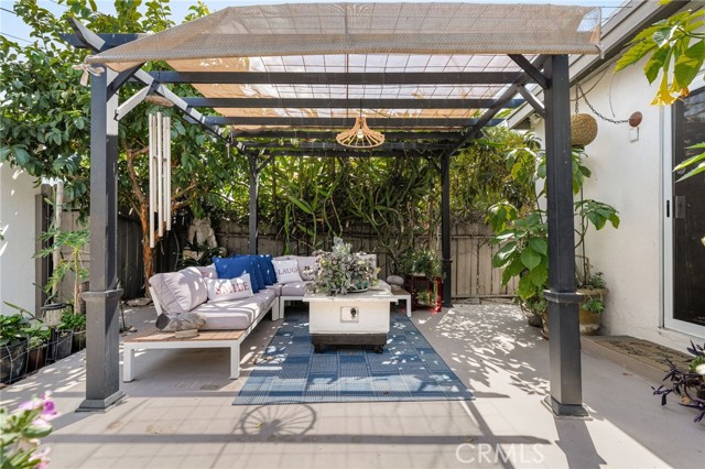 13628 S Mariposa Avenue, Gardena CA: https://media.crmls.org/medias/4e4dfd93-c2e2-4c35-8a28-60abc738d5e5.jpg