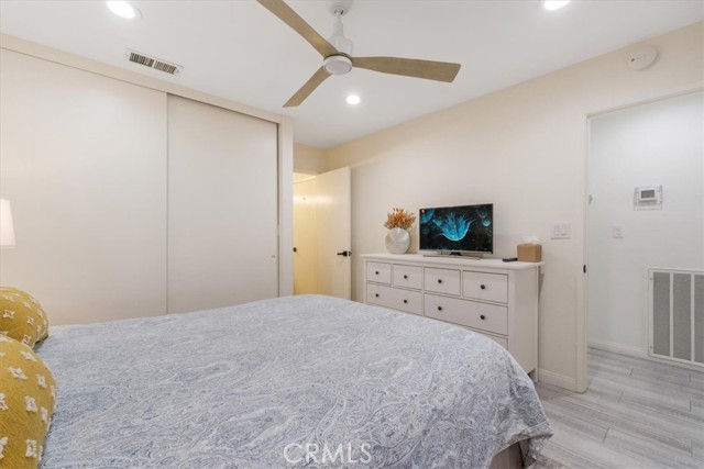 Image 26 of 58 For 332 Villena Way