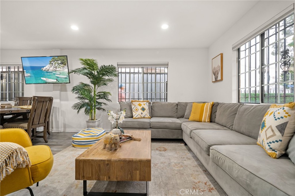 MLS #DW25269749 image #22