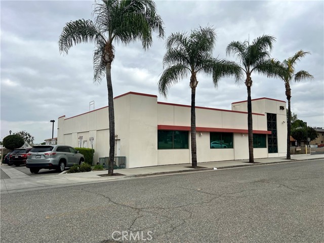 175 E 9th Street, Corona, California 92879, ,Commercial Lease,For Rent,175 E 9th Street,CRSR24049207