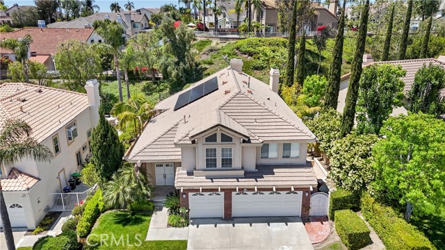 Detail Gallery Image 2 of 34 For 25792 Maple View Dr, Laguna Hills,  CA 92653 - 5 Beds | 3/1 Baths