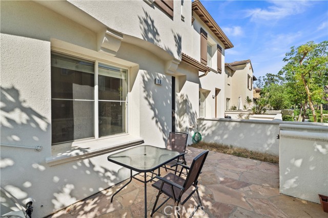 Detail Gallery Image 2 of 48 For 18 Moonstone, Irvine,  CA 92602 - 3 Beds | 2/1 Baths